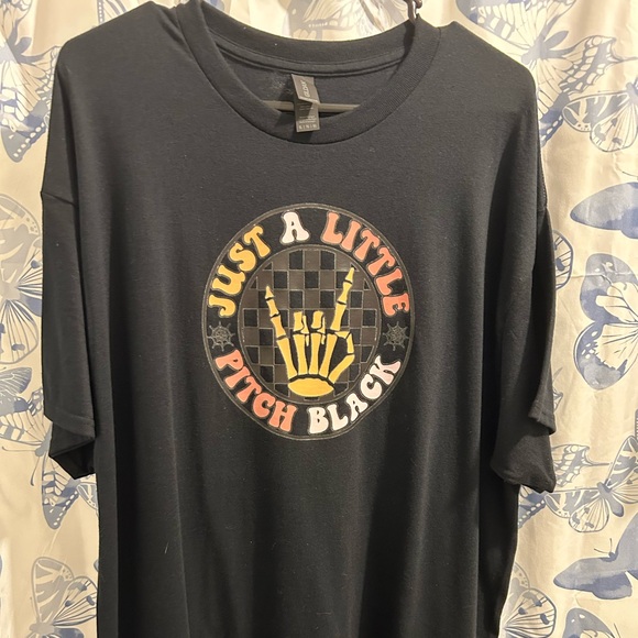 Women’s Tee Shirt - just a little Pitch Black - Picture 1 of 1